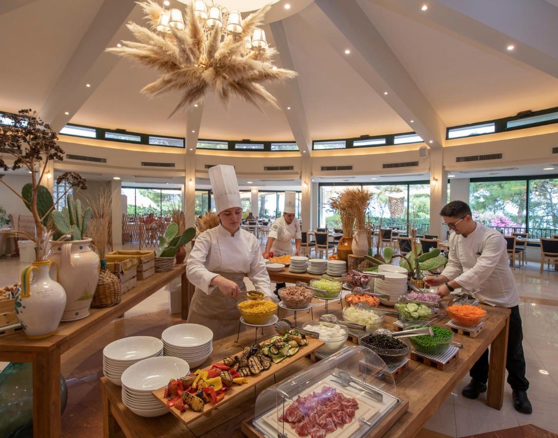 Gattarella Family Resort Puglia- Seaside Rooms And Suites With Premium Half-Board A La Carte 维耶斯泰 外观 照片
