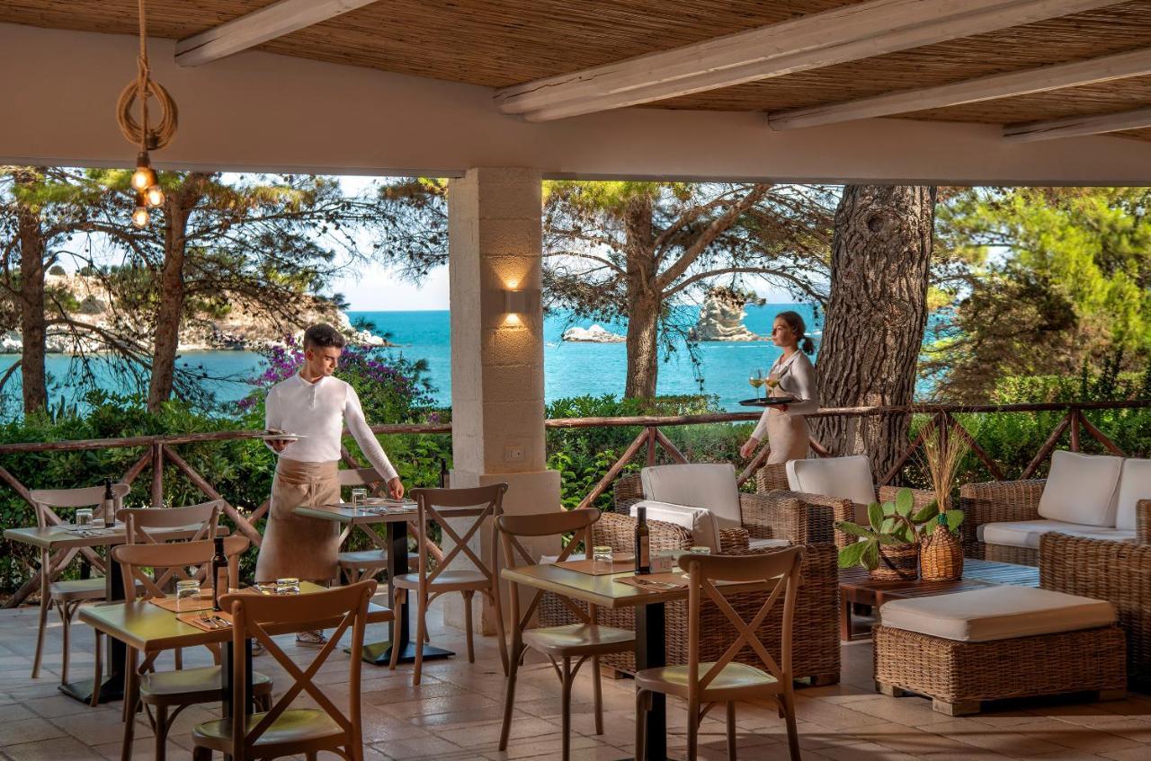 Gattarella Family Resort Puglia- Seaside Rooms And Suites With Premium Half-Board A La Carte 维耶斯泰 外观 照片